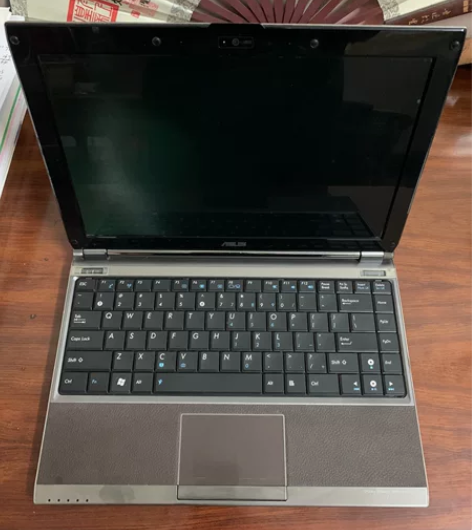 华硕上网本s121，tasty系列的高端产...