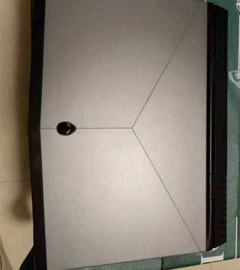 闲置一台外星人i7，买回来没怎么用，几乎9...