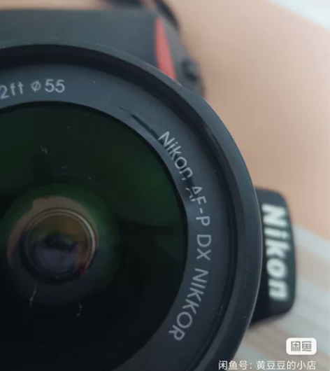尼康d5600,19年买的,带镜头,有瑕疵...