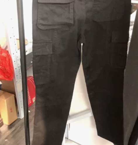 全新黑色工装裤30码,侧面带兜,腰围40尺...