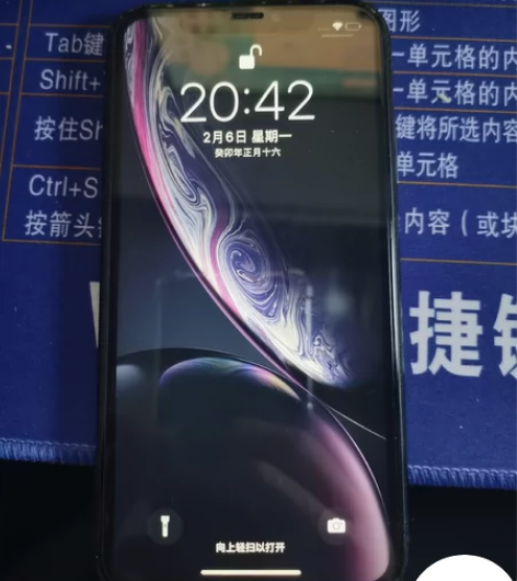 美版Iphone XR 双卡双待，64G内...