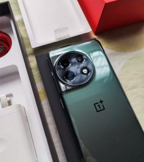 一加11 16+256 一瞬青 购入时间：...