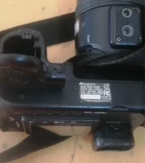 照相机 sony dsc-f828 感兴趣...