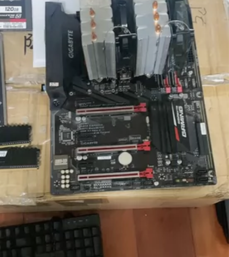 技嘉Z270-Gaming3主板，成色好带...