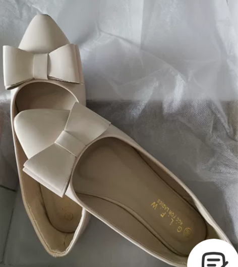 全新 36码。鞋根1cm左右 感兴趣的话点...