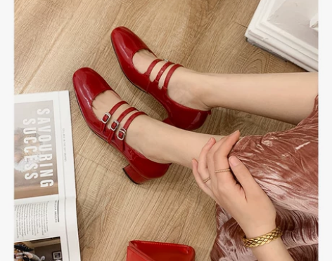 方头玛丽珍鞋女复古小红鞋红色粗跟中跟漆皮单...