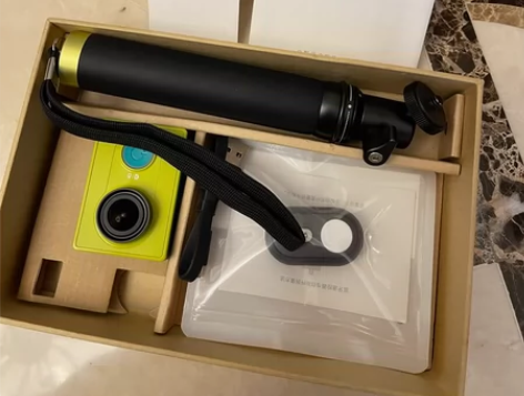 全新Yi 小米小蚁运动相机套装 全新仅拆封...
