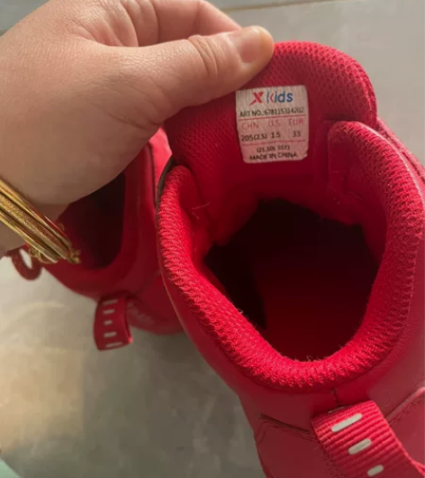 【31码】特步春季新款中帮板鞋大童满分10...