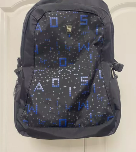 爱华仕背包，白菜价出，需要dd 感兴趣的话...