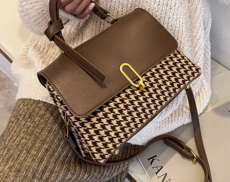 转卖今年流行包包女包2021新款潮时尚百搭...