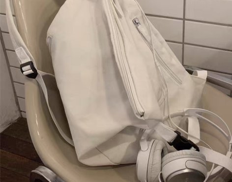 转卖2020新款包包女书包韩版chic拉链...