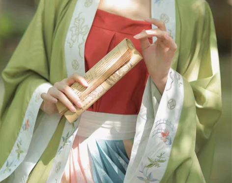 转卖兰若庭 汉服 宋制 百迭 宋抹 对襟 ...