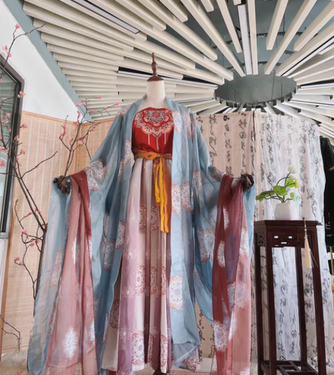 汉服正品出租玉术原创汉服女霓裳诃子裙大袖衫...