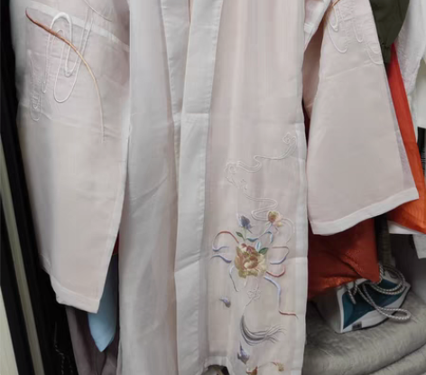 包邮都城南庄对襟窄袖汉服宋制m码，买小了，...