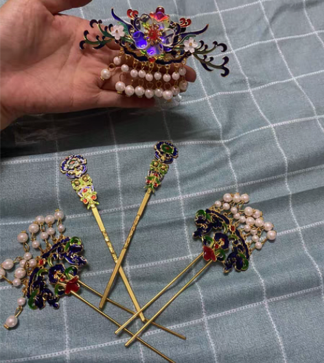 包邮闲置汉服发钗、发梳、发冠、耳饰 好多都...