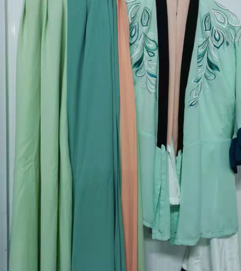 包邮汉五千家的汉服，时间太久了忘了叫什么名...