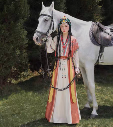 七月夕~七月夕唐制汉服 藏途 圆领内搭绣花...