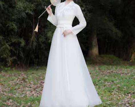 转卖【上新价】古装白色汉服女夏款超仙气飘飘...