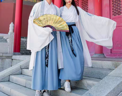 包邮古装汉服外纱外袍雪纺轻纱面料，很舒服。...