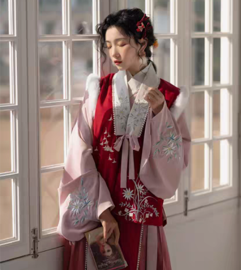 包邮包邮出风来榕下原创小鹿明制交领袄裙汉服...