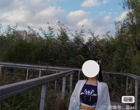 原价338买入,只穿过一次。衣服几乎全新。...