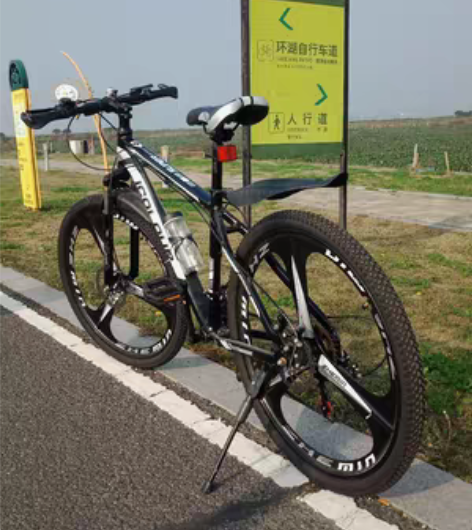 全新26寸  铝合金车架 不知道什么合金车圈  骑过几次上下...