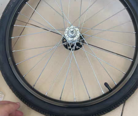 飞鸽自行车前轮 20寸，20X1.75，正...