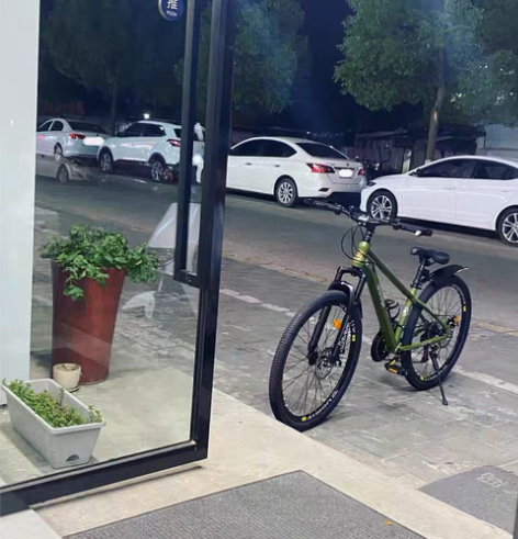 月初刚买没几天 因个人原因急需转卖 同城可...