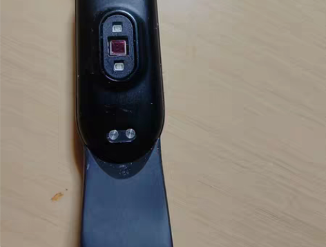 小米手环5  稍有划痕 其他完好如初 感兴...