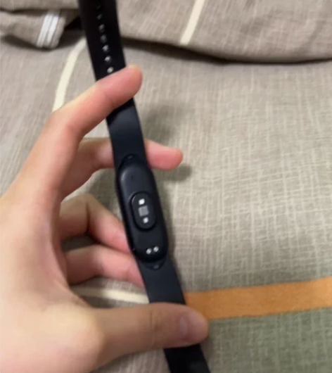 小米手环5nfc,京东旗舰店购买 便宜出售...