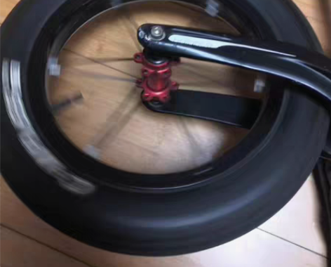 平衡车,镁铝合金的车架,孩子身高不到80c...