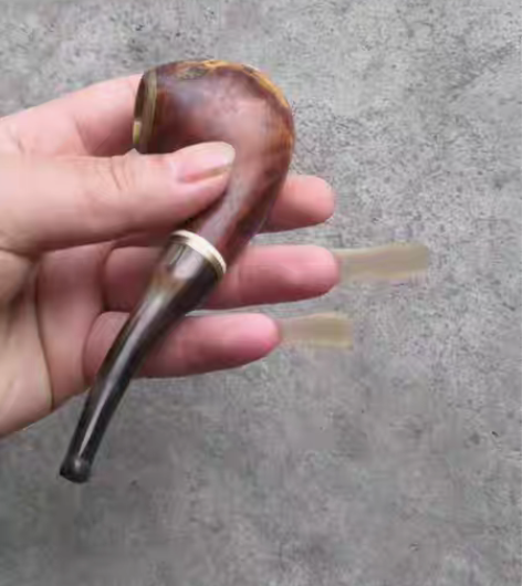 包邮麻梨疙瘩烟斗， 感兴趣的话点“我想要”...