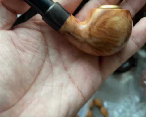 包邮海南黄花梨烟斗 全新未用 感兴趣的话点...