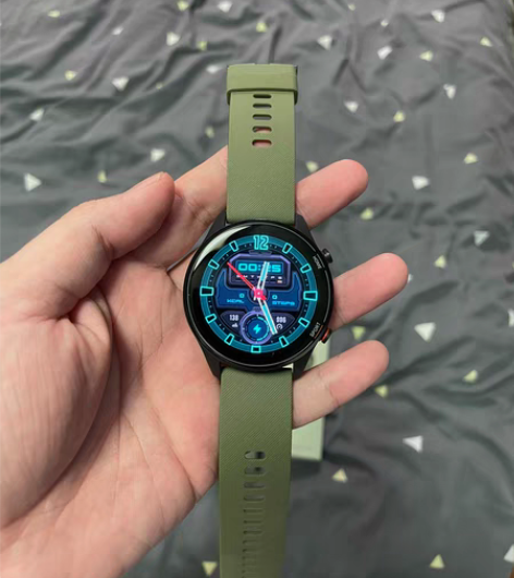 包邮小米手表color运动版，9成新、无磕...