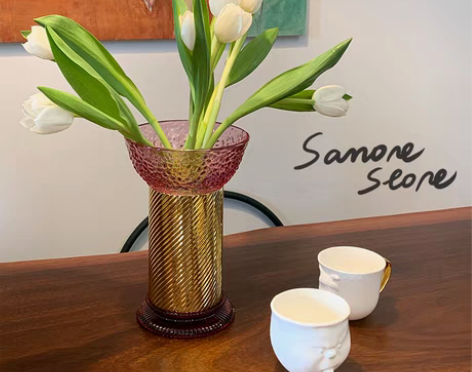 转卖稀奇艺术玻璃花瓶客厅摆件彩色插花花瓶居...