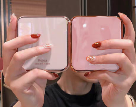 转卖【薇垭推荐】自带线充电宝超薄20000...