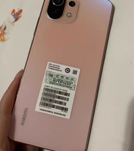 小米11青春版樱花粉8G+256GB，原价...