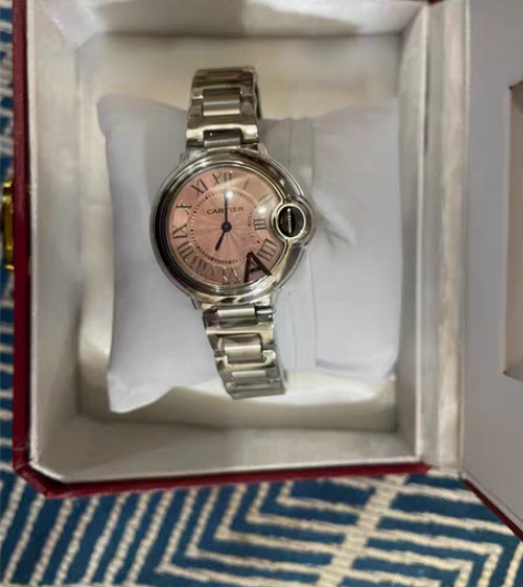 包邮卡地亚手表1999购于微商！全新没用过...