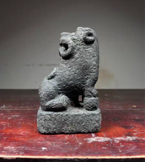 包邮青石小狮子,造型独特非常萌,案桌宠物。...