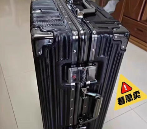 包邮闲置行李箱,还没用过,全新的, 闲置行...