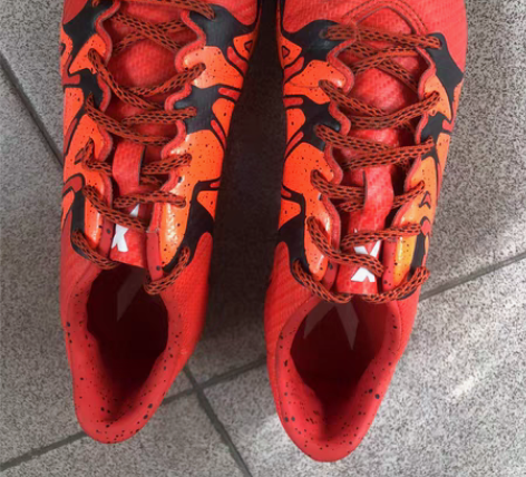 包邮阿迪达斯足球鞋TF 感兴趣的话点“我想...