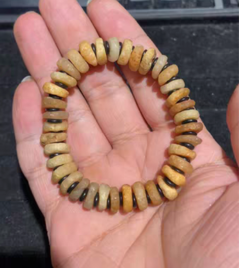 包邮石器时代研磨孔玛瑙剁珠手串 尺寸：直径...