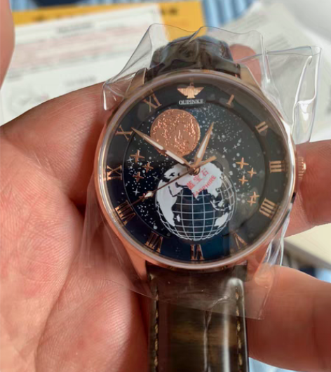 包邮欧品客满天星手表一块 感兴趣的话点“我...