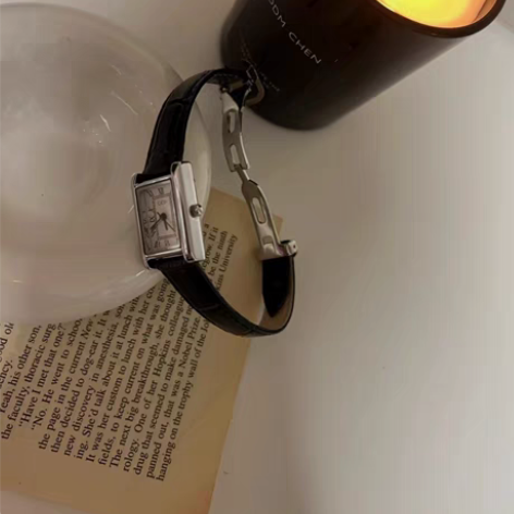 包邮【个性女表】歌迪手表 电子石英表 厂长...