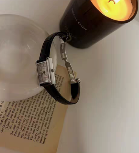 包邮【全新包邮】歌迪手表电子石英表真皮表带...