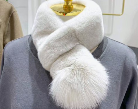 转卖韩国真獭兔毛围脖纯色毛绒保暖双面加厚皮...