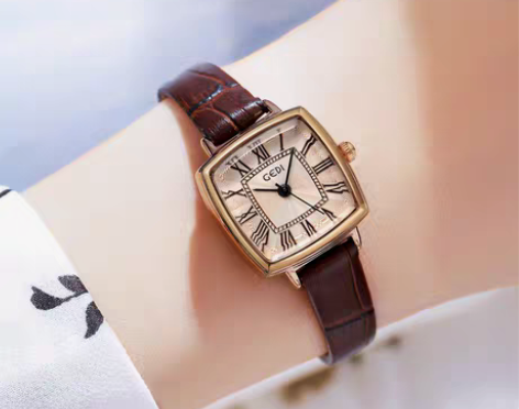 包邮歌迪小众复古简约轻薄女士防水皮带石英手...