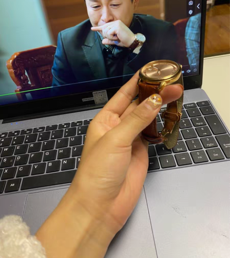 正品罗宾尼男式手表 感兴趣的话点“我想要”...