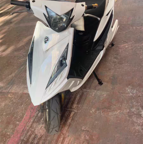 包邮出售一架新壳60v战术 壳是新的、可以...