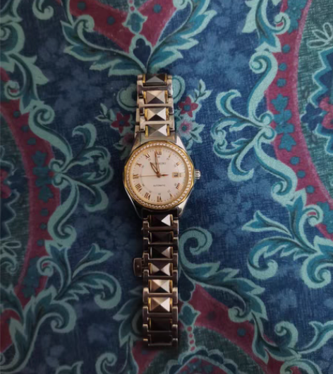 包邮罗西尼 全自动机械女表 9成新 照片已...